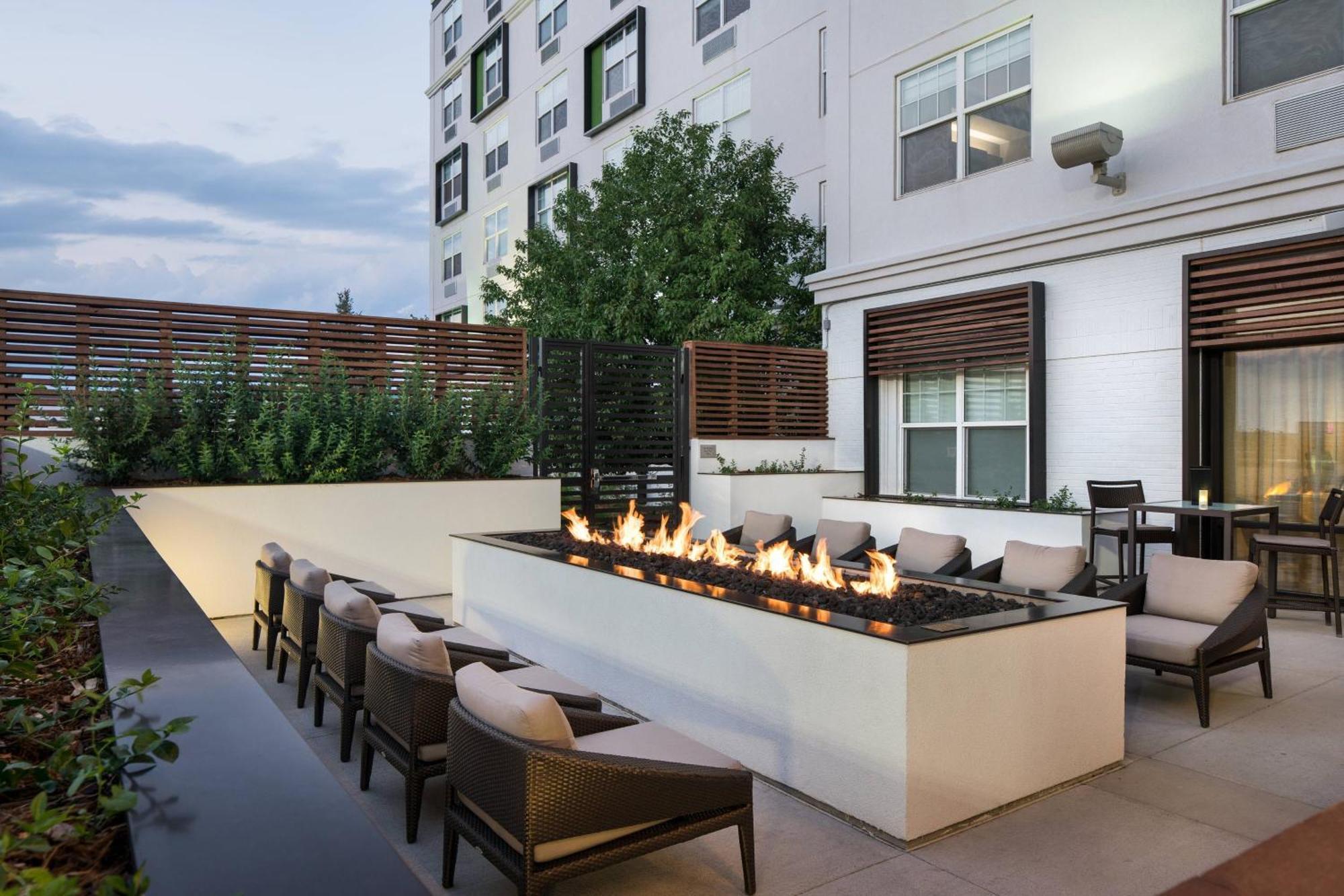Courtyard Denver Airport At Gateway Park Aurora Exterior foto